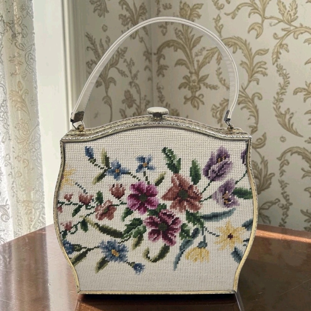 Vtg 50s Floral Needlepoint Handbag 11" Gold Filigree Wrap Around Frame NEAR MINT